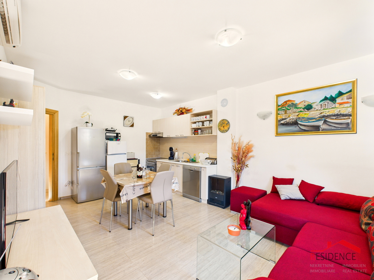 Ekskluzivna prodaja stanovanja z vrtom v Banjolah - Volme