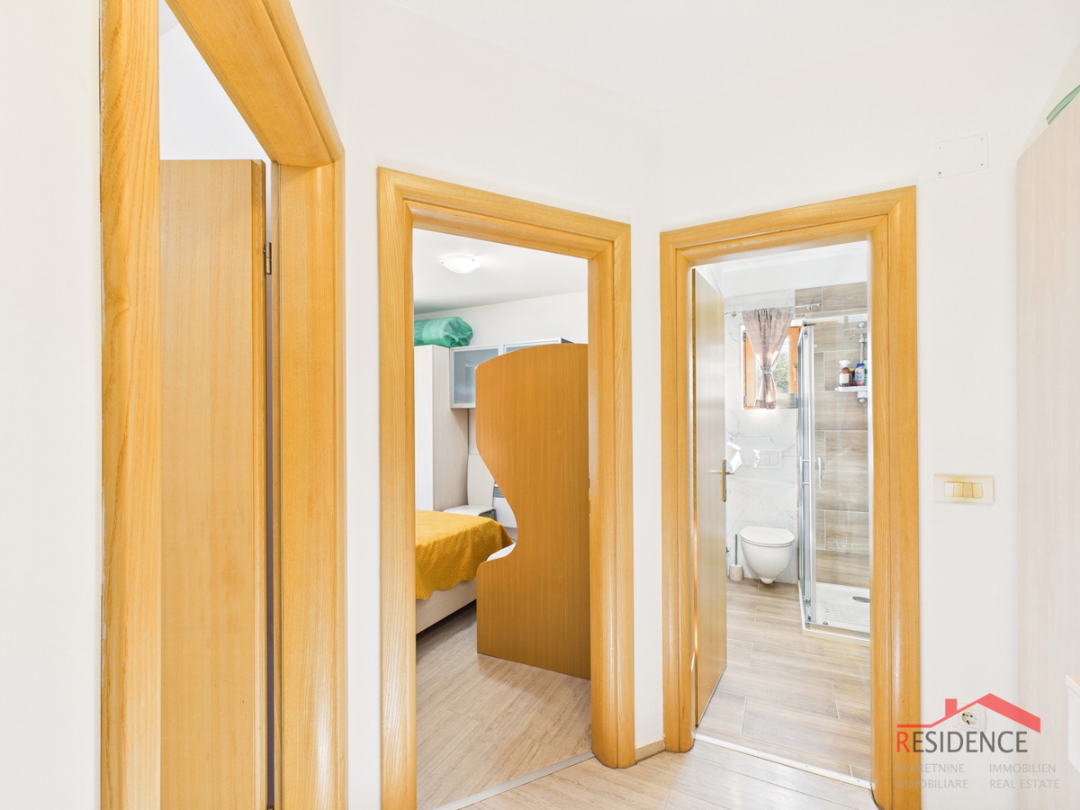 Ekskluzivna prodaja stanovanja z vrtom v Banjolah - Volme