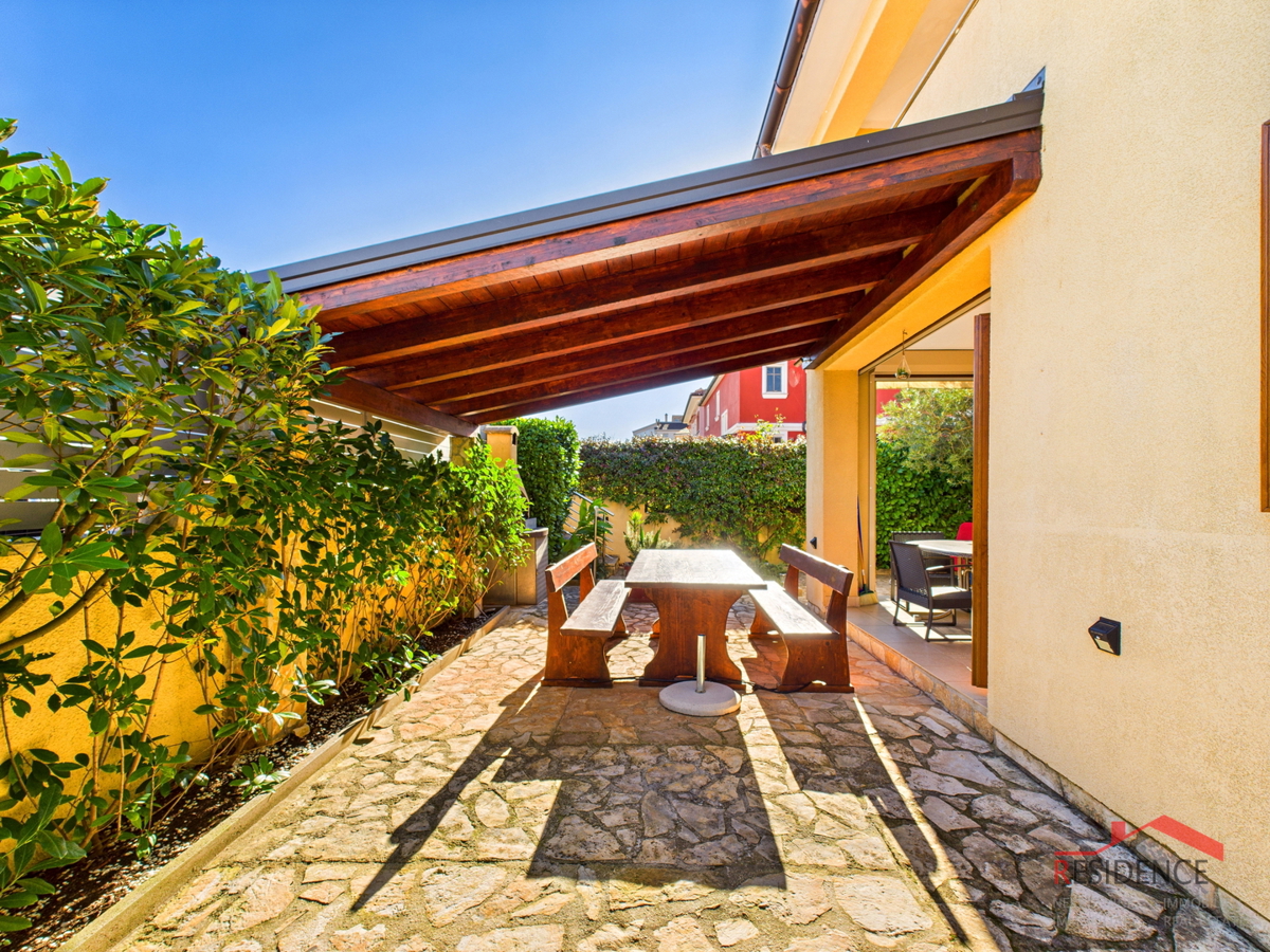 Ekskluzivna prodaja stanovanja z vrtom v Banjolah - Volme