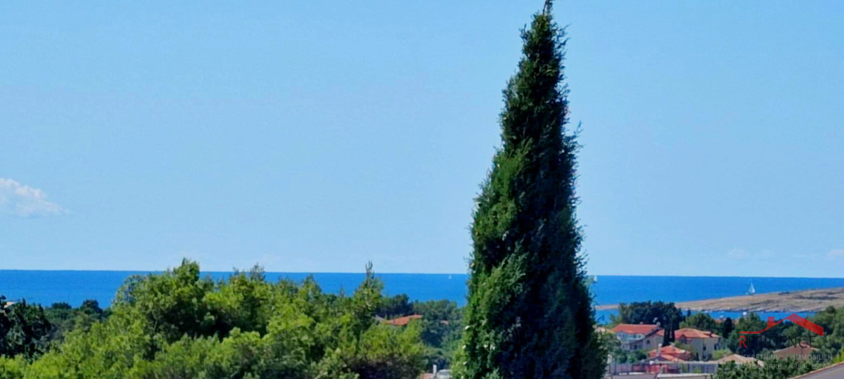 Medulin, apartma v drugem nadstropju, pogled na morje