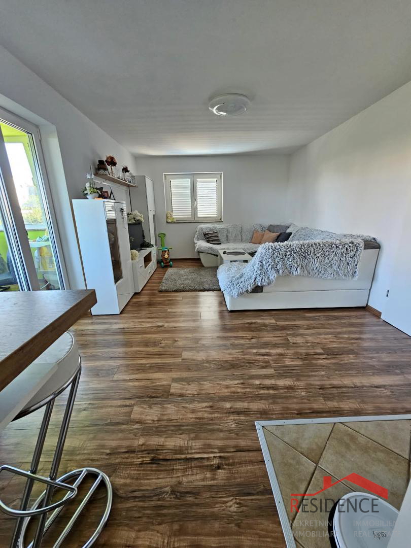 Vinkuran, apartma z 2 spalnicama, 200 metrov do morja