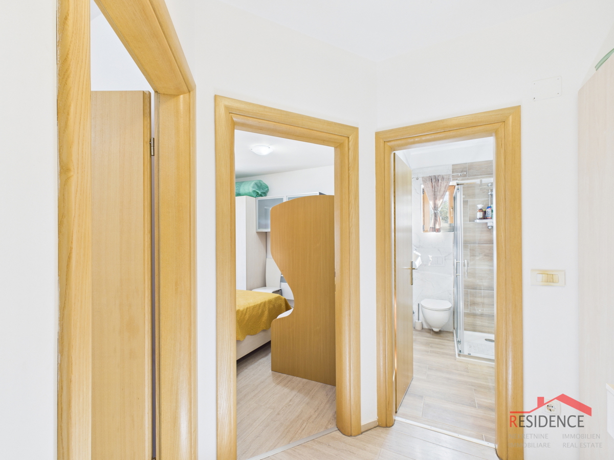 Ekskluzivna prodaja stanovanja z vrtom v Banjolah - Volme