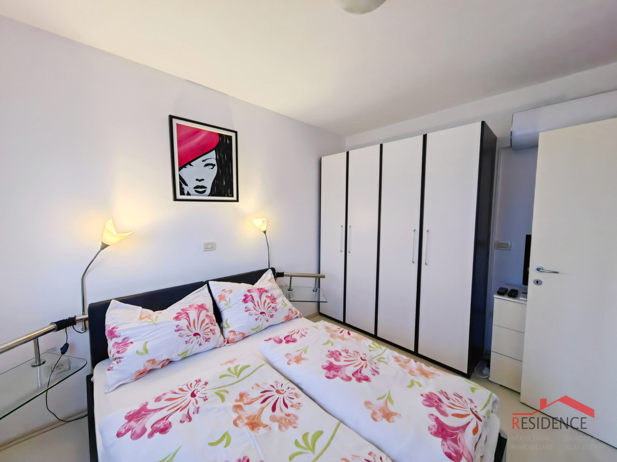 Medulin – Čudovito stanovanje v prvi vrsti ob morju