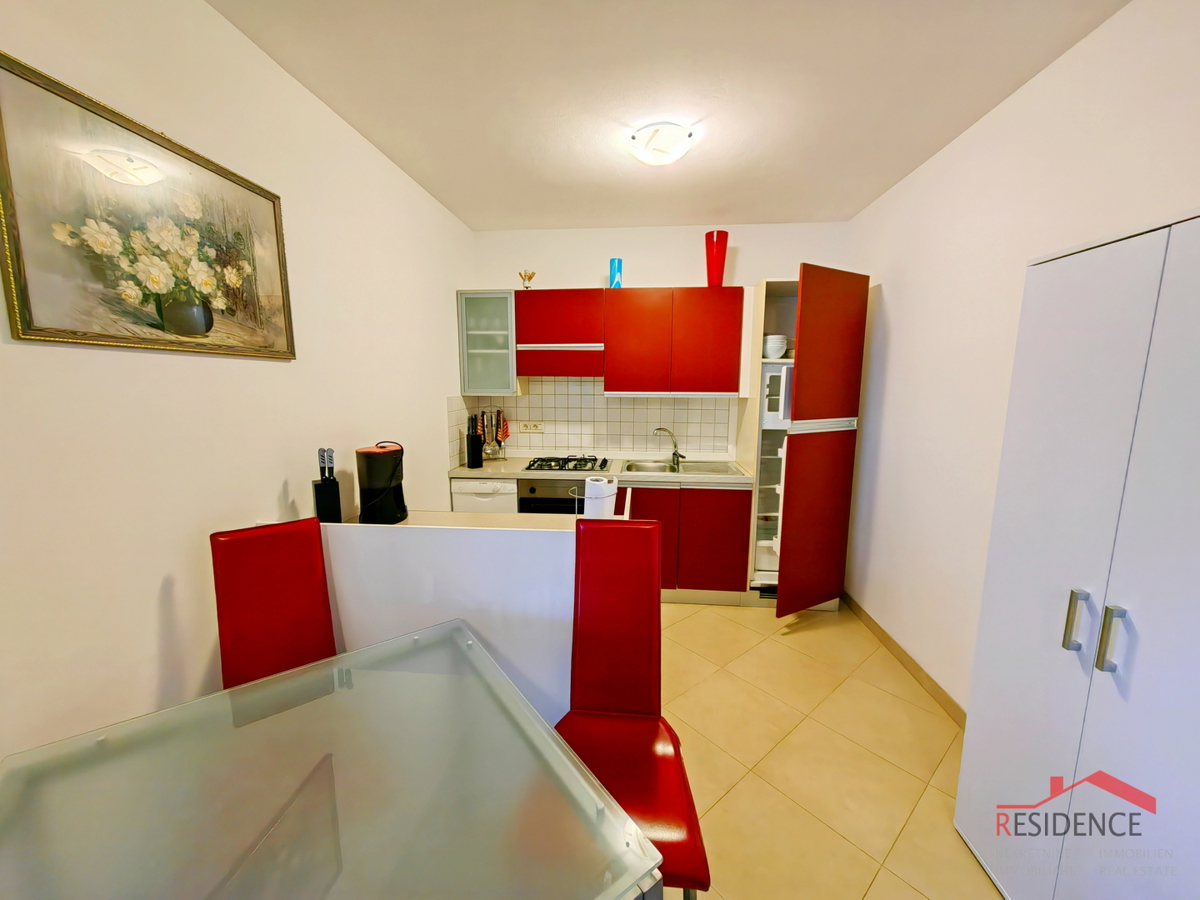 Medulin – Čudovito stanovanje v prvi vrsti ob morju