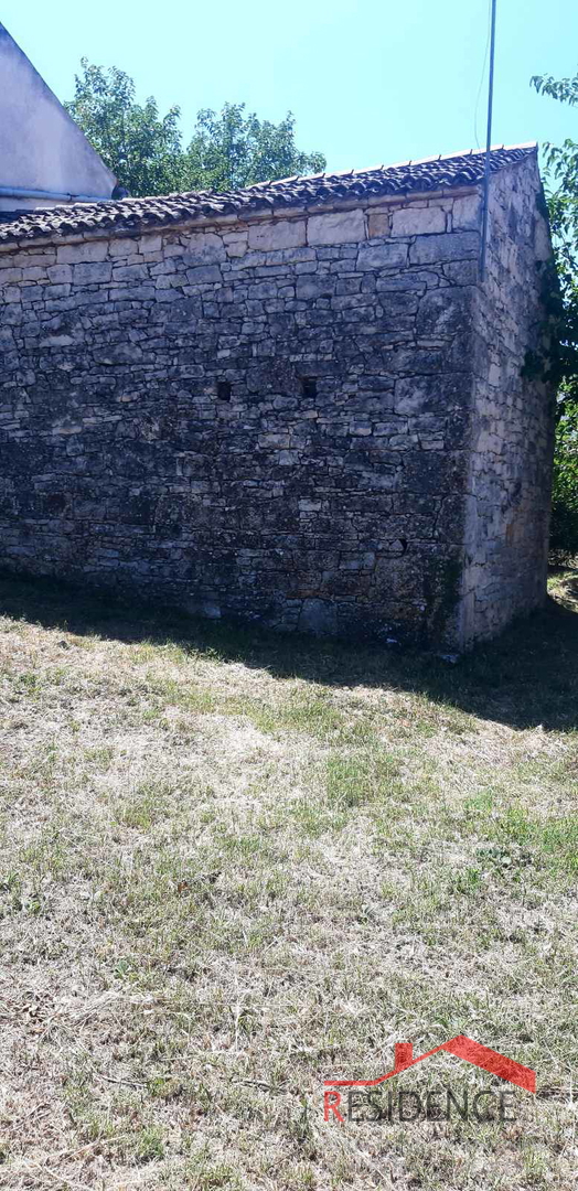ROVINJSKO SELO, KAMNITA HIŠA ZA OBNOVO