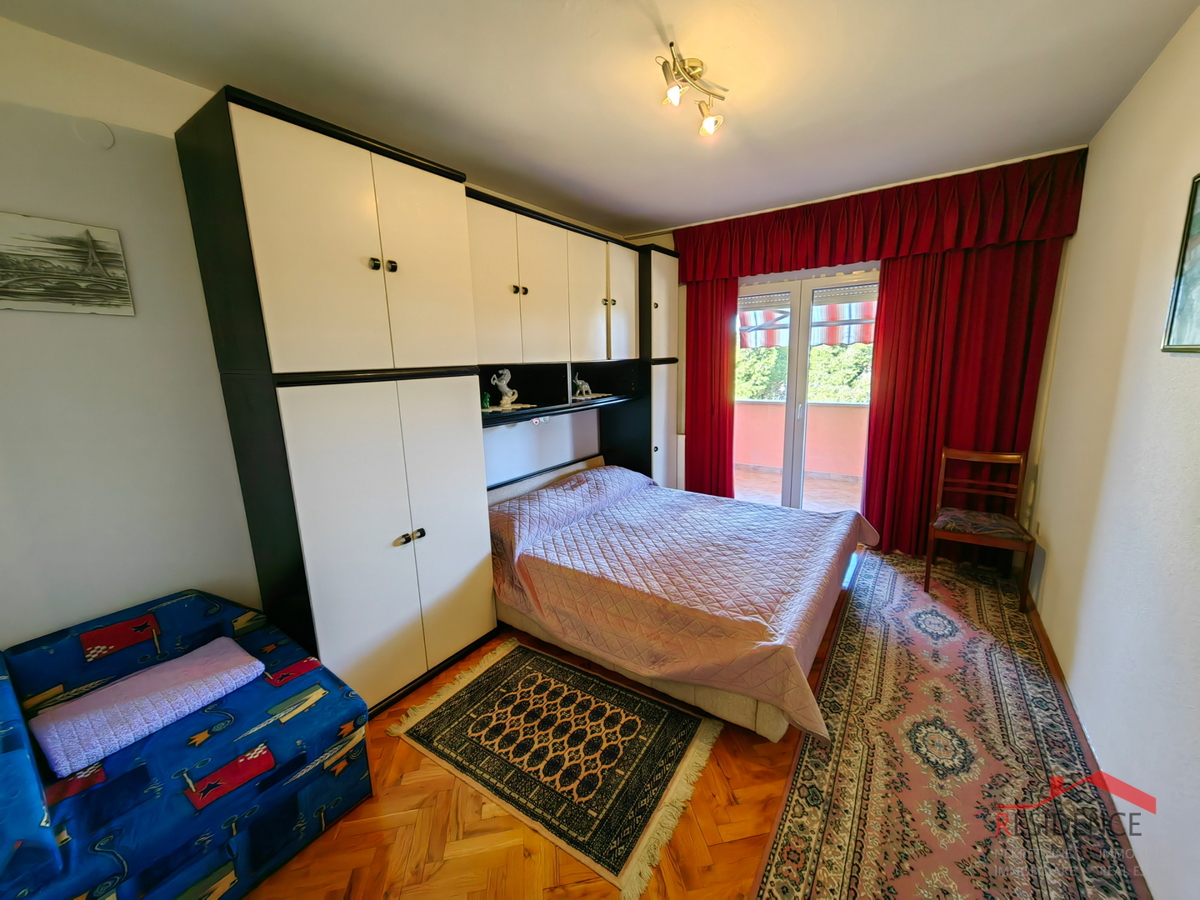 Štinjan, samostojna hiša s pogledom na morje