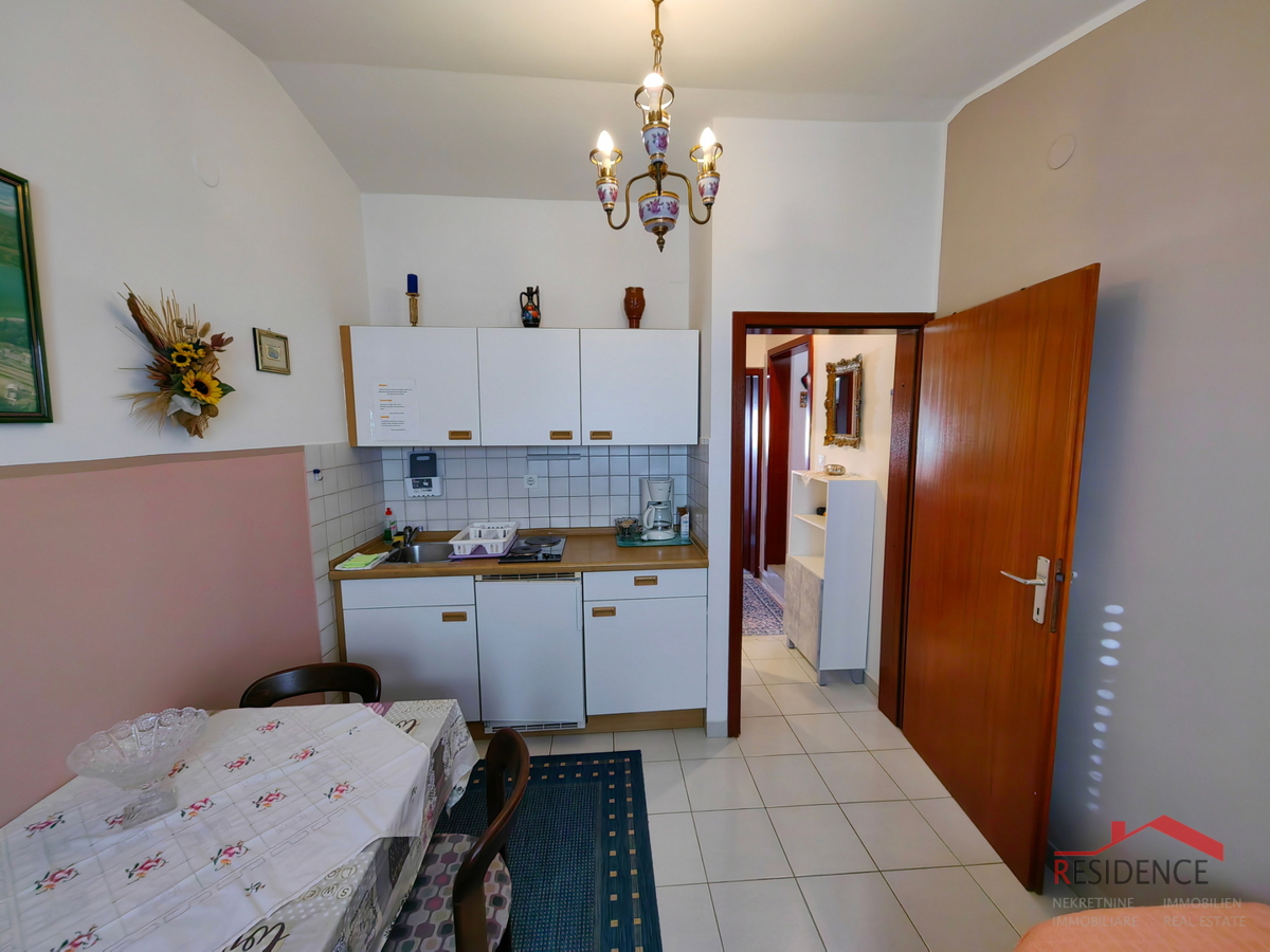 Štinjan, samostojna hiša s pogledom na morje