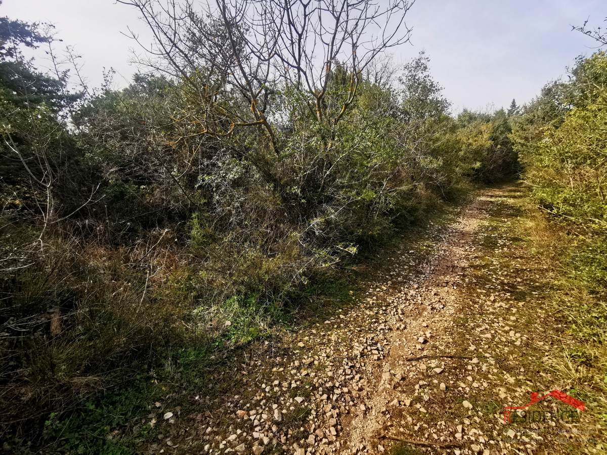 Fažana - Vodnjan,  kmetijsko zemljišče