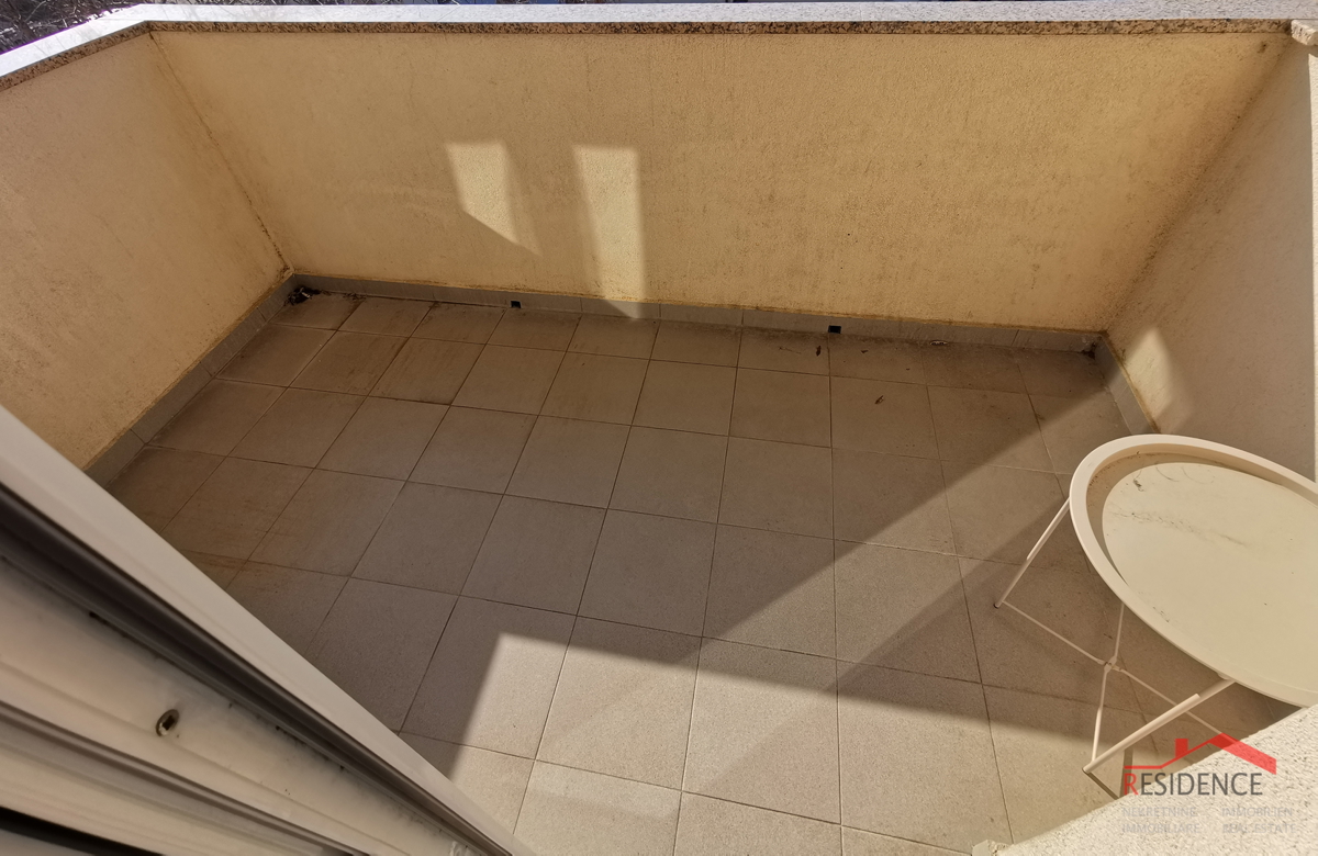Pula, Gregovica, stanovanje v 2. nadstropju, vrt, parkirni prostor