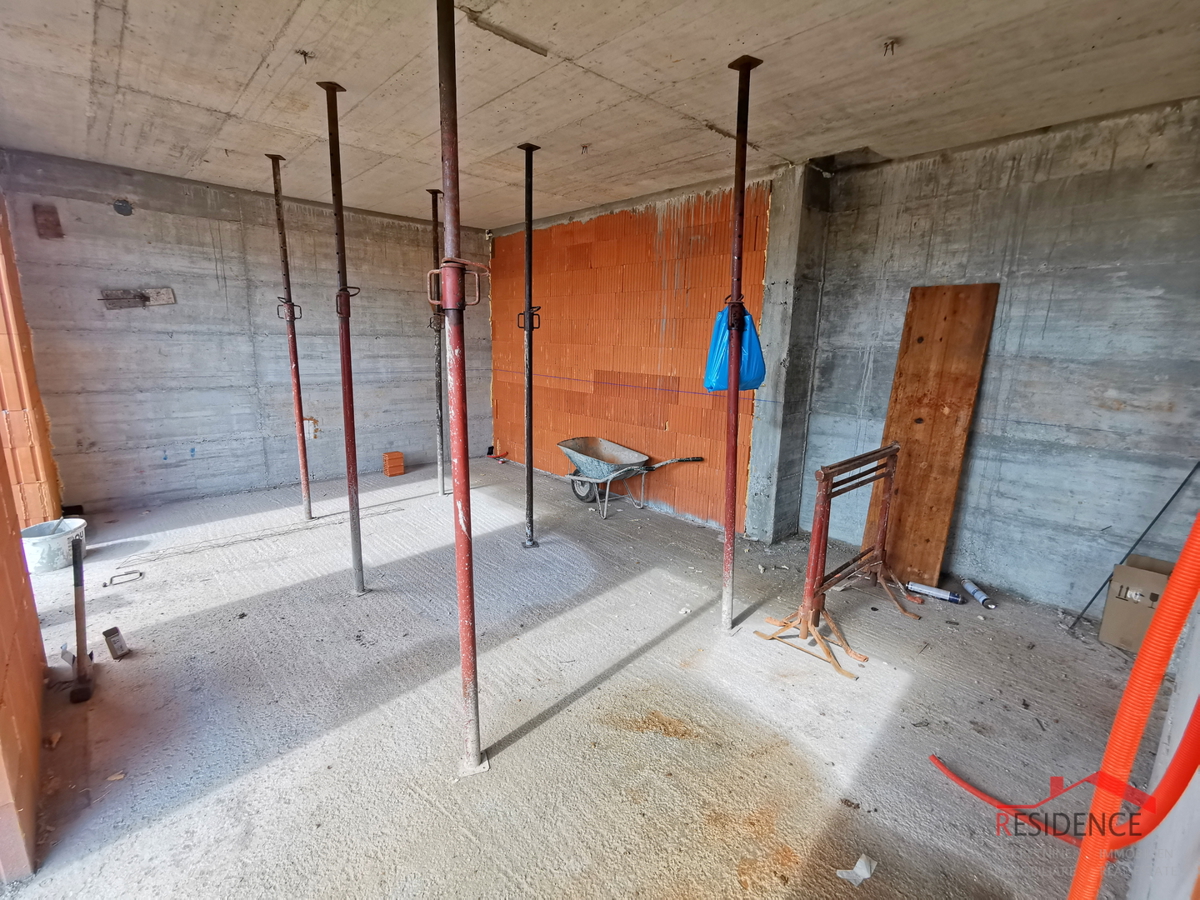 Stanovanje, novogradnja, pritličje, parkirno mesto, vrt