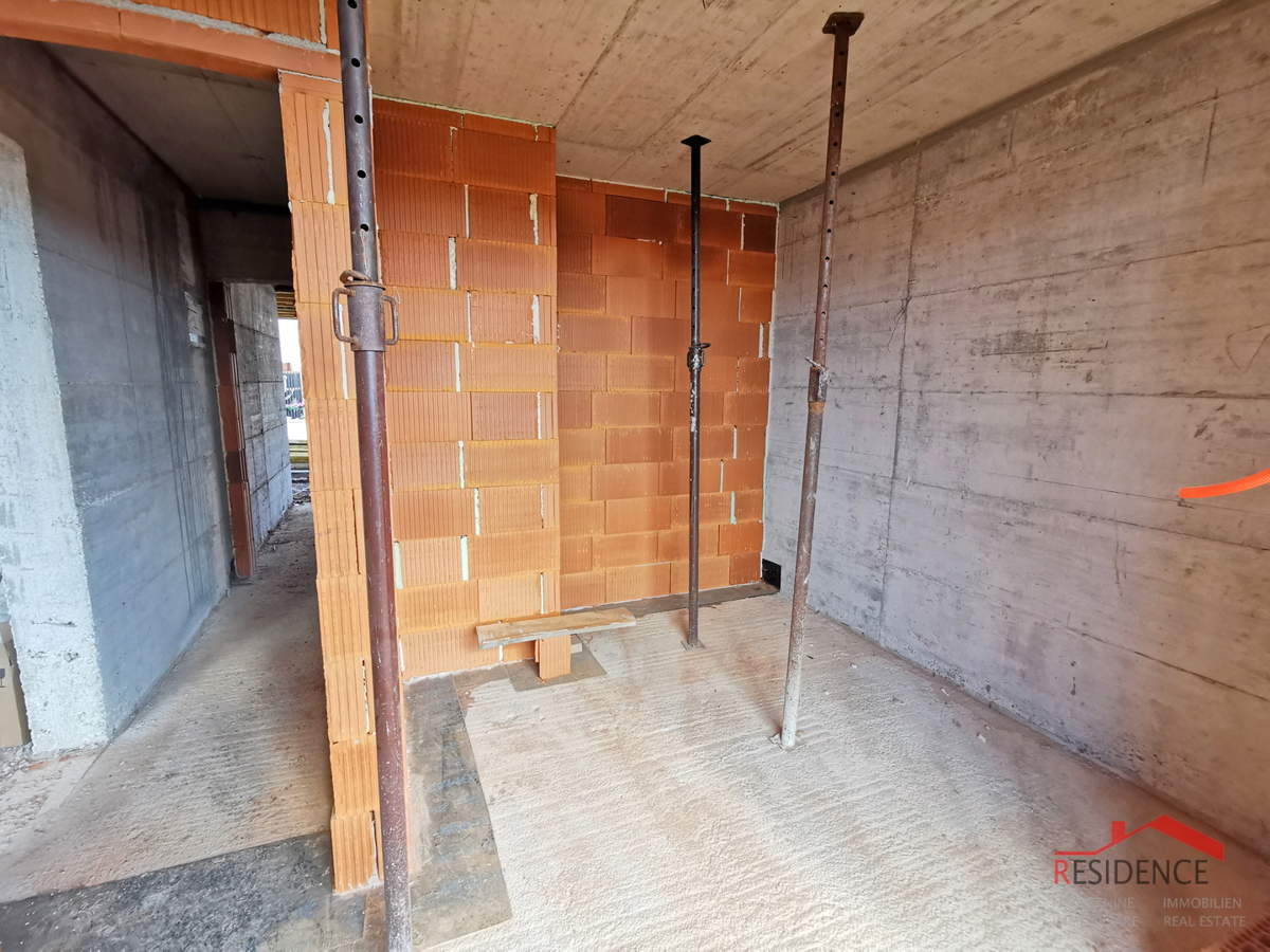 Stanovanje, novogradnja, pritličje, parkirno mesto, vrt