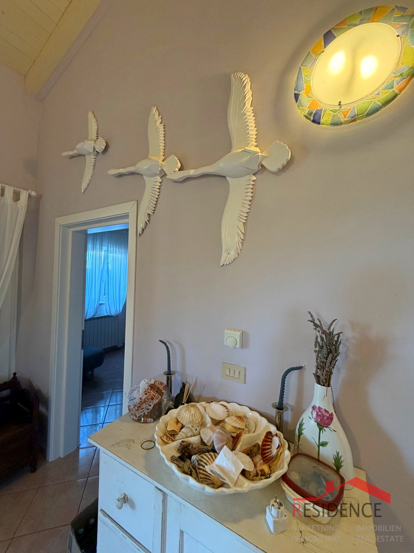 Banjole, Volme, hiša z bazenom, vrt