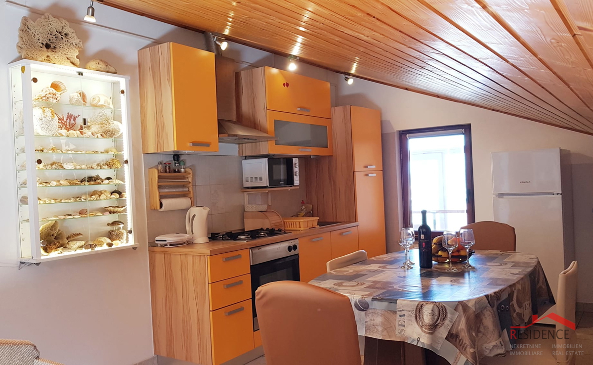Apartma v Štinjanu s pogledom na morje
