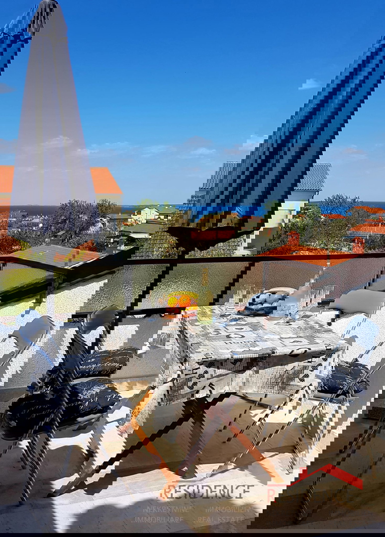 Apartma v Štinjanu s pogledom na morje