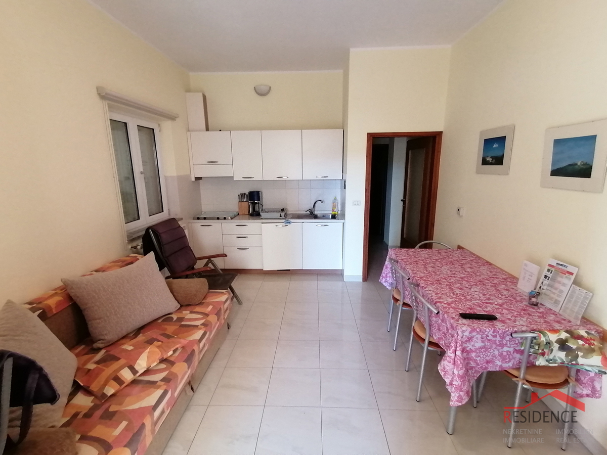 SAMOSTOJNA HIŠA V PREMANTURI, POGLED NA MORJE