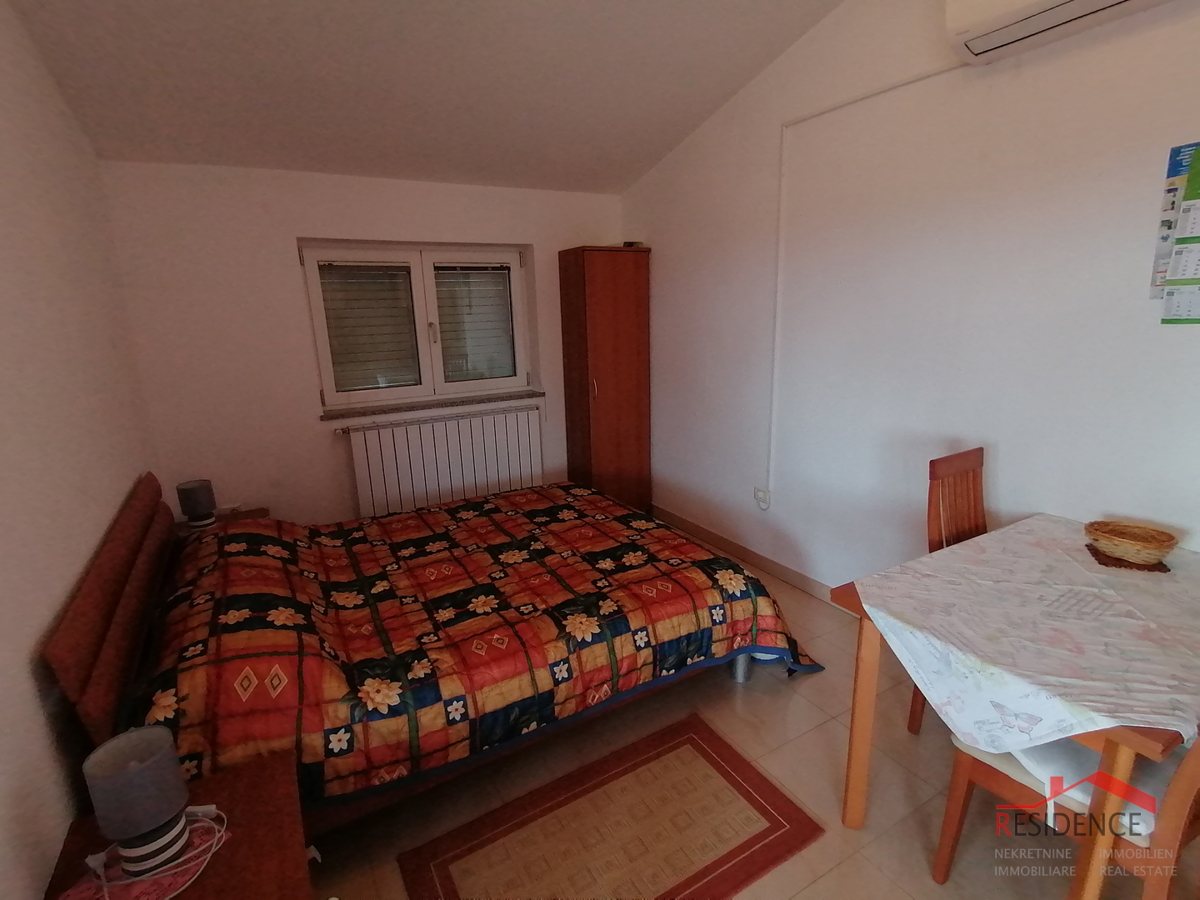 SAMOSTOJNA HIŠA V PREMANTURI, POGLED NA MORJE