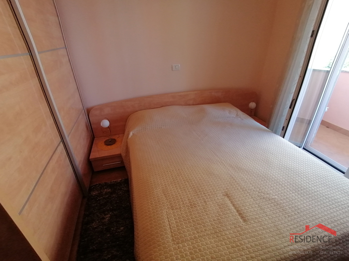 SAMOSTOJNA HIŠA V PREMANTURI, POGLED NA MORJE