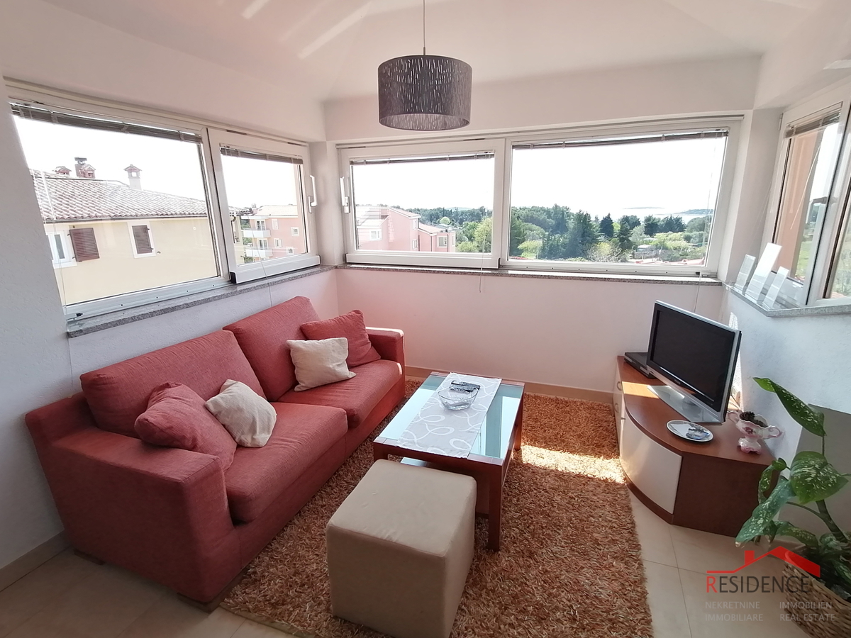 SAMOSTOJNA HIŠA V PREMANTURI, POGLED NA MORJE