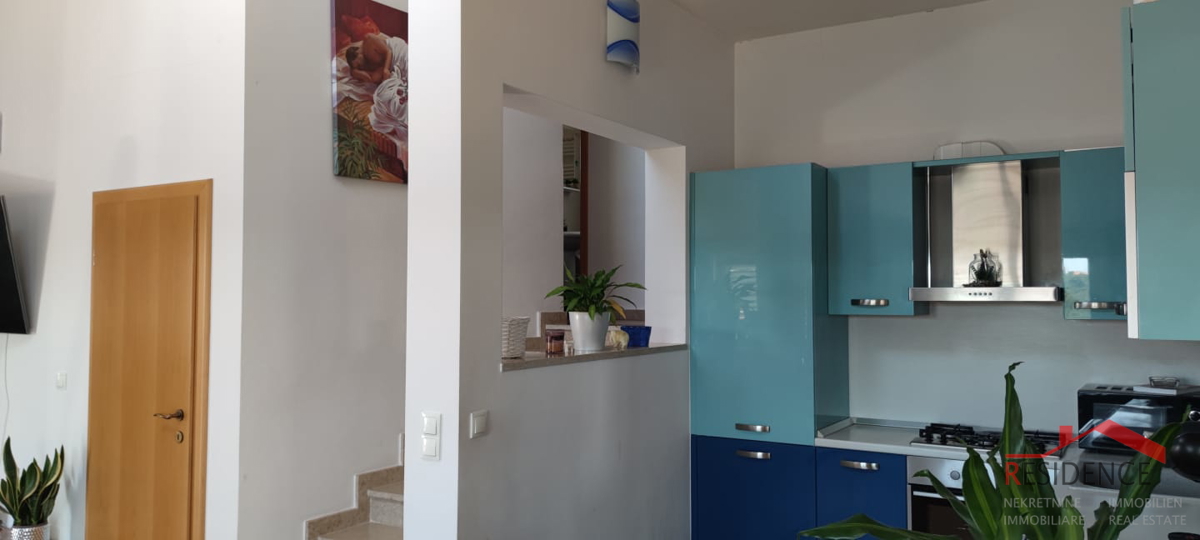 PULA- VERUDA PORAT, STANOVANJE V 2. NADSTROPJU, NOVOGRADNJA, DVOETAŽNO