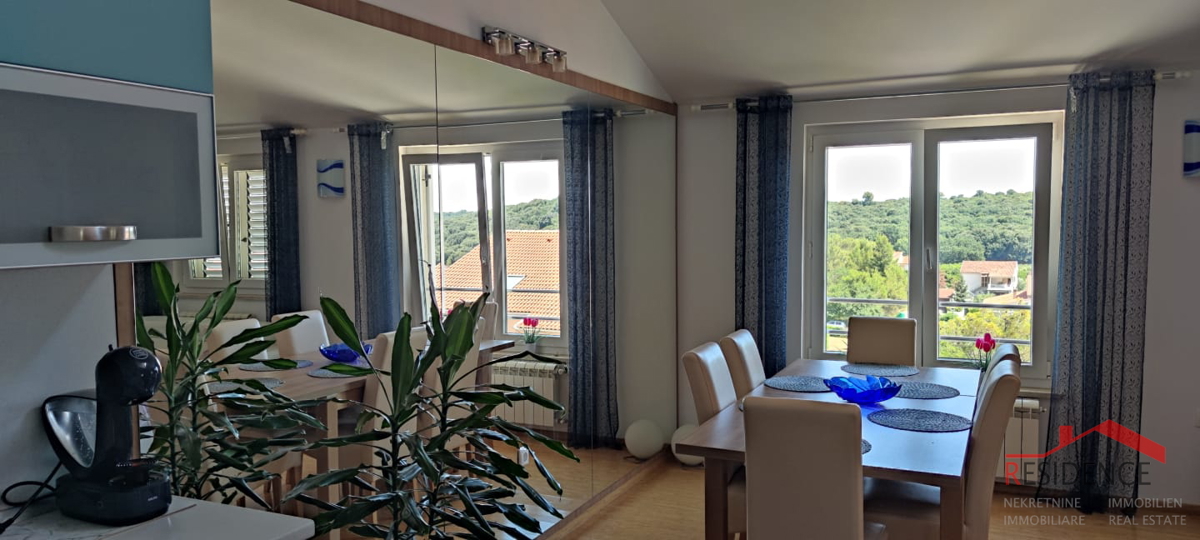 PULA- VERUDA PORAT, STANOVANJE V 2. NADSTROPJU, NOVOGRADNJA, DVOETAŽNO