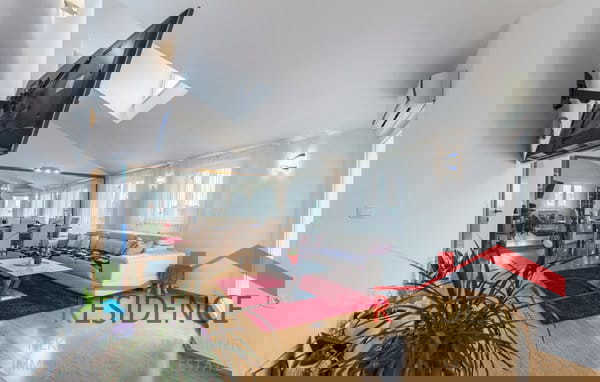 PULA- VERUDA PORAT, STANOVANJE V 2. NADSTROPJU, NOVOGRADNJA, DVOETAŽNO