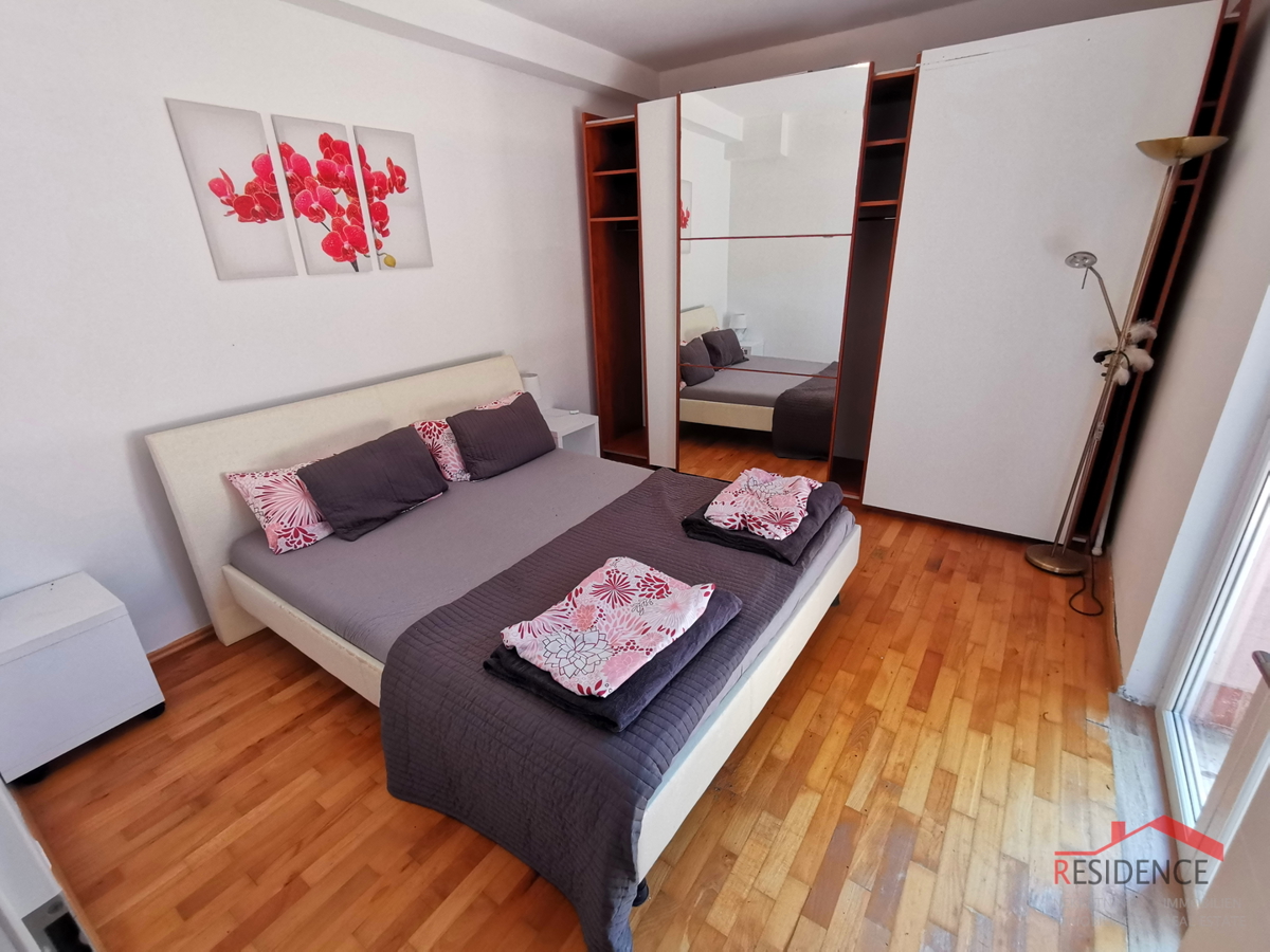 Pješčana Uvala, pritlični apartma z vrtom