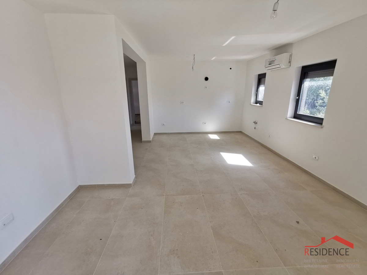 Medulin, novogradnja, stanovanje v 1. nadstropju, 3 spalnice