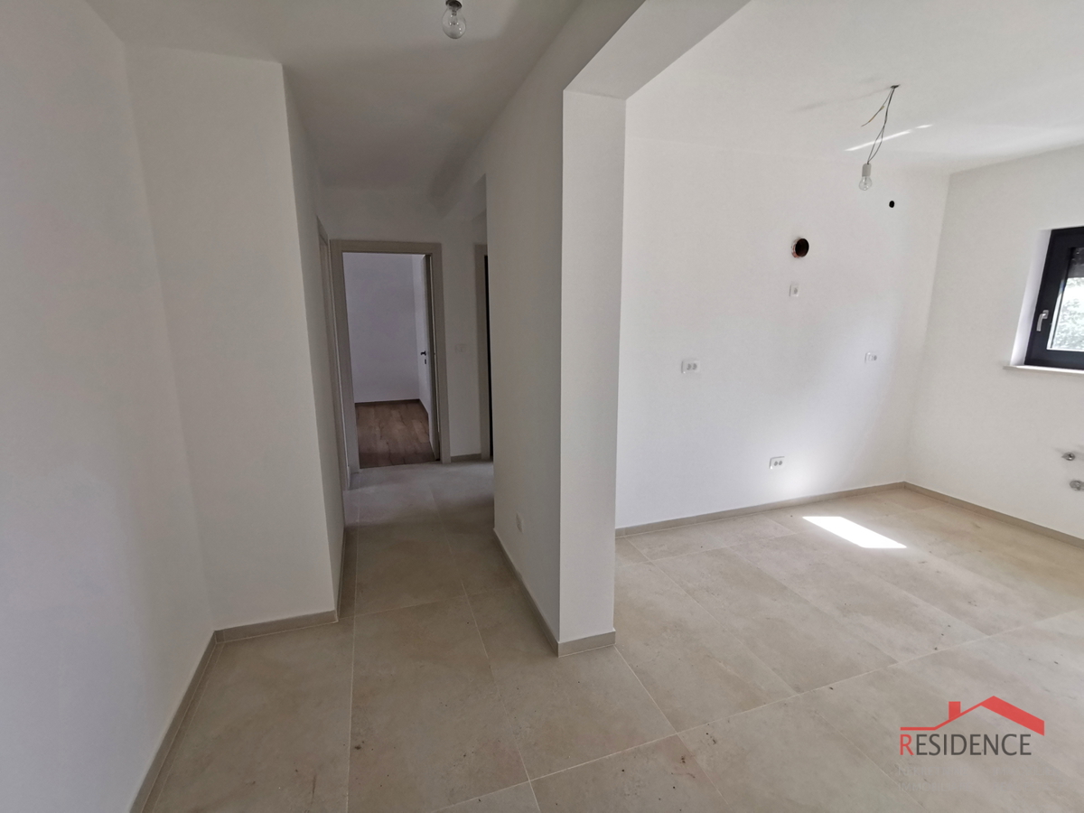 Medulin, novogradnja, stanovanje v 1. nadstropju, 3 spalnice