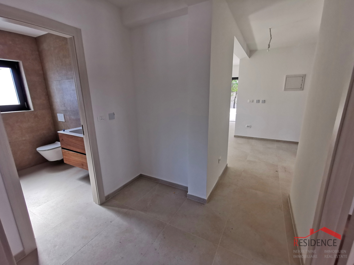 Medulin, novogradnja, stanovanje v 1. nadstropju, 3 spalnice