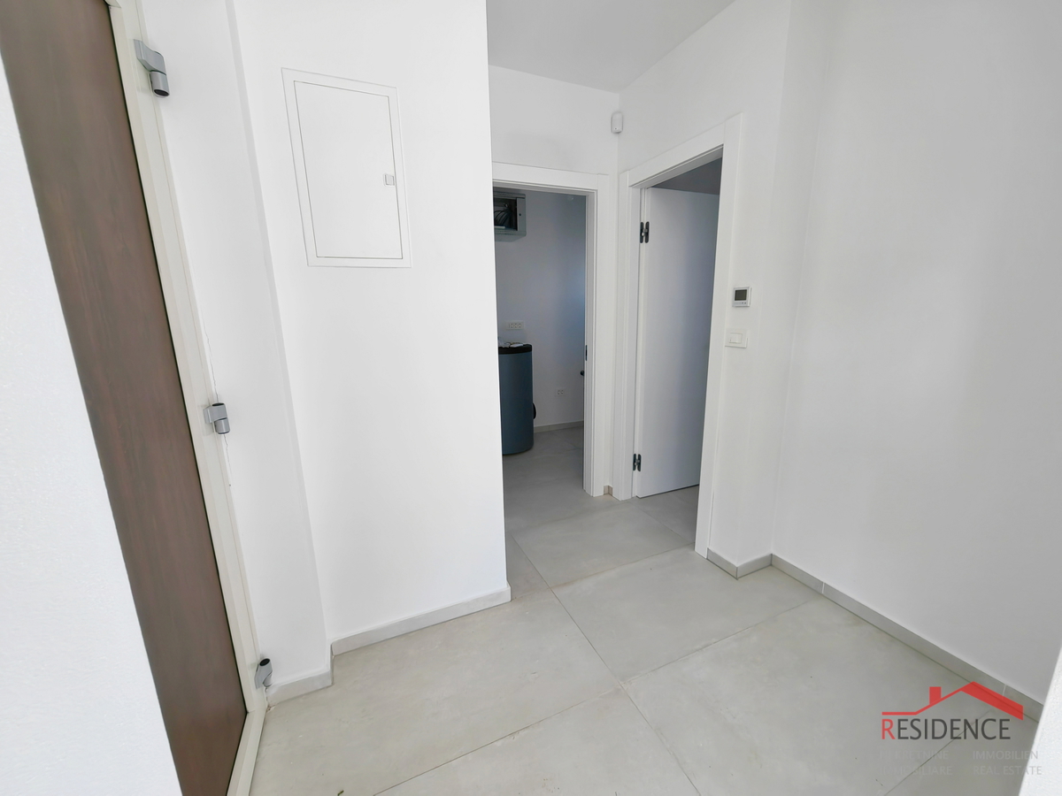 Ližnjan, nova vila z bazenom in pogledom na morje