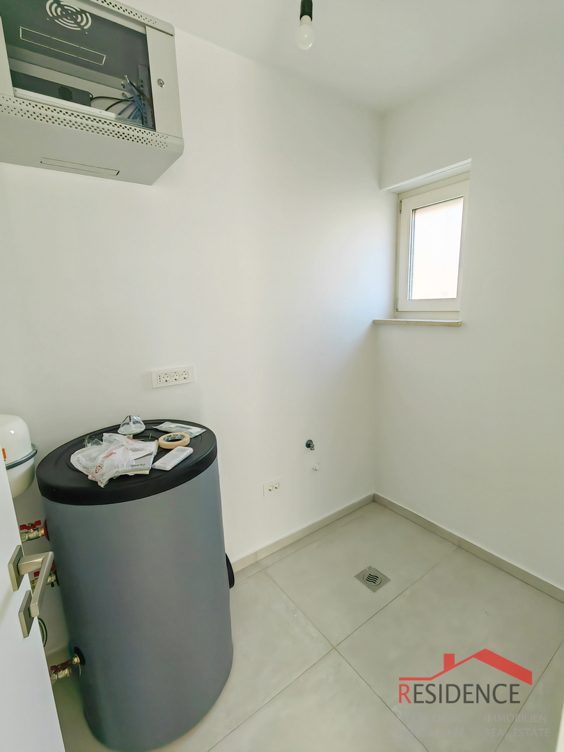 Ližnjan, nova vila z bazenom in pogledom na morje