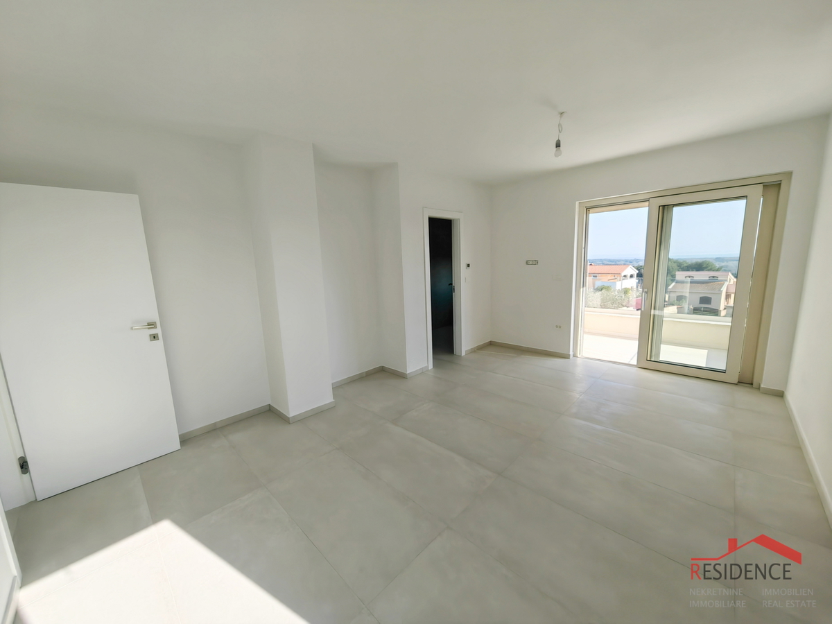 Ližnjan, nova vila z bazenom in pogledom na morje