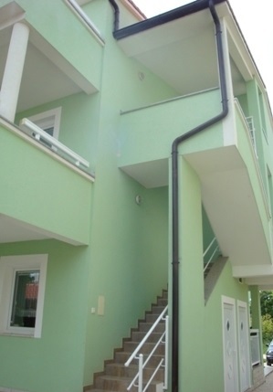 Medulin, hiša v 3 etažah s pogledom na morje