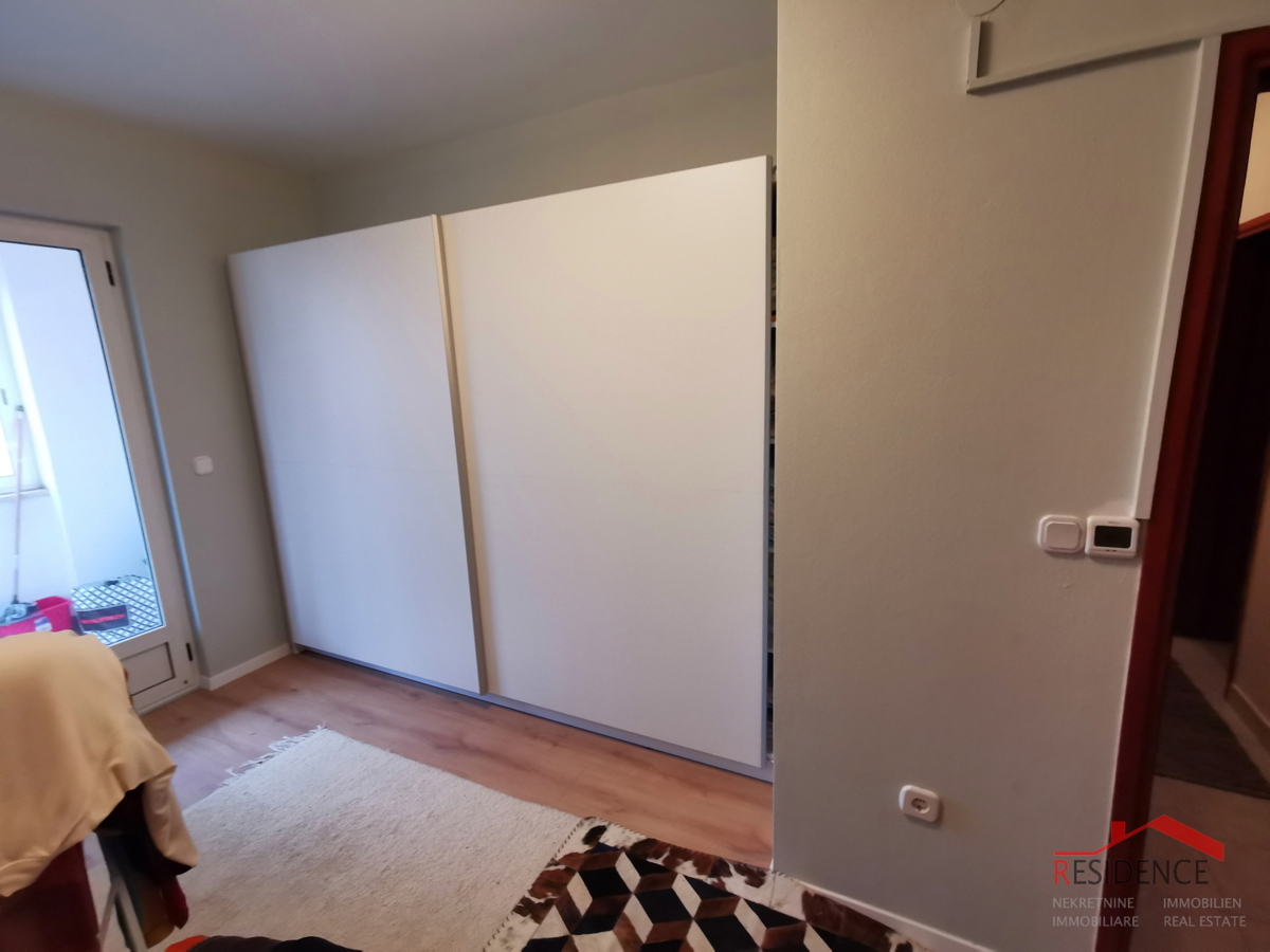 Poreč, Finida, stanovanje z galerijo