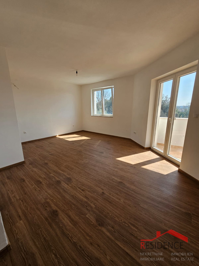 Banjole, hiša s tremi apartmaji in pogledom na morje