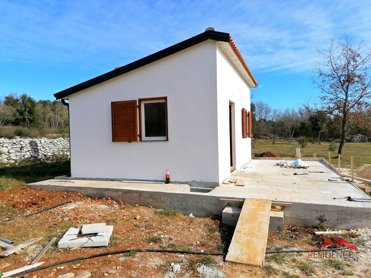 ROVINJ, ŠPANIDIGA, HIŠA Z ZEMLJIŠČEM