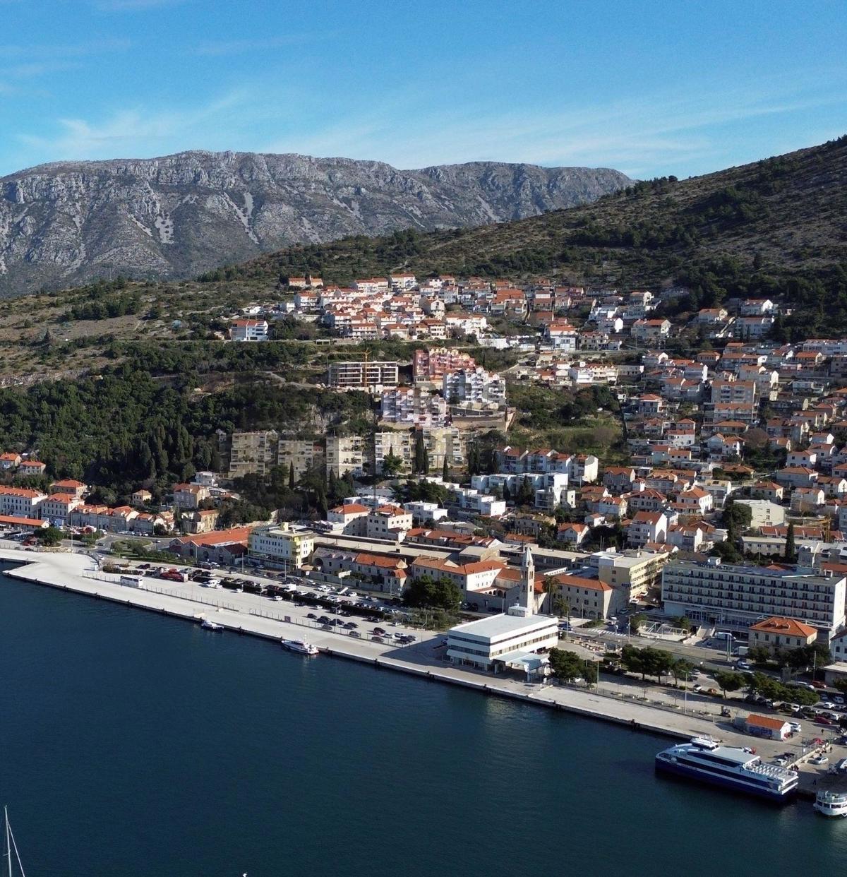 GRAĐEVINSKO ZEMLJIŠTE U DUBROVNIKU - NUNCIJATA