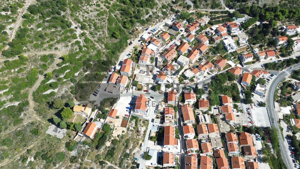 GRAĐEVINSKO ZEMLJIŠTE U DUBROVNIKU - NUNCIJATA