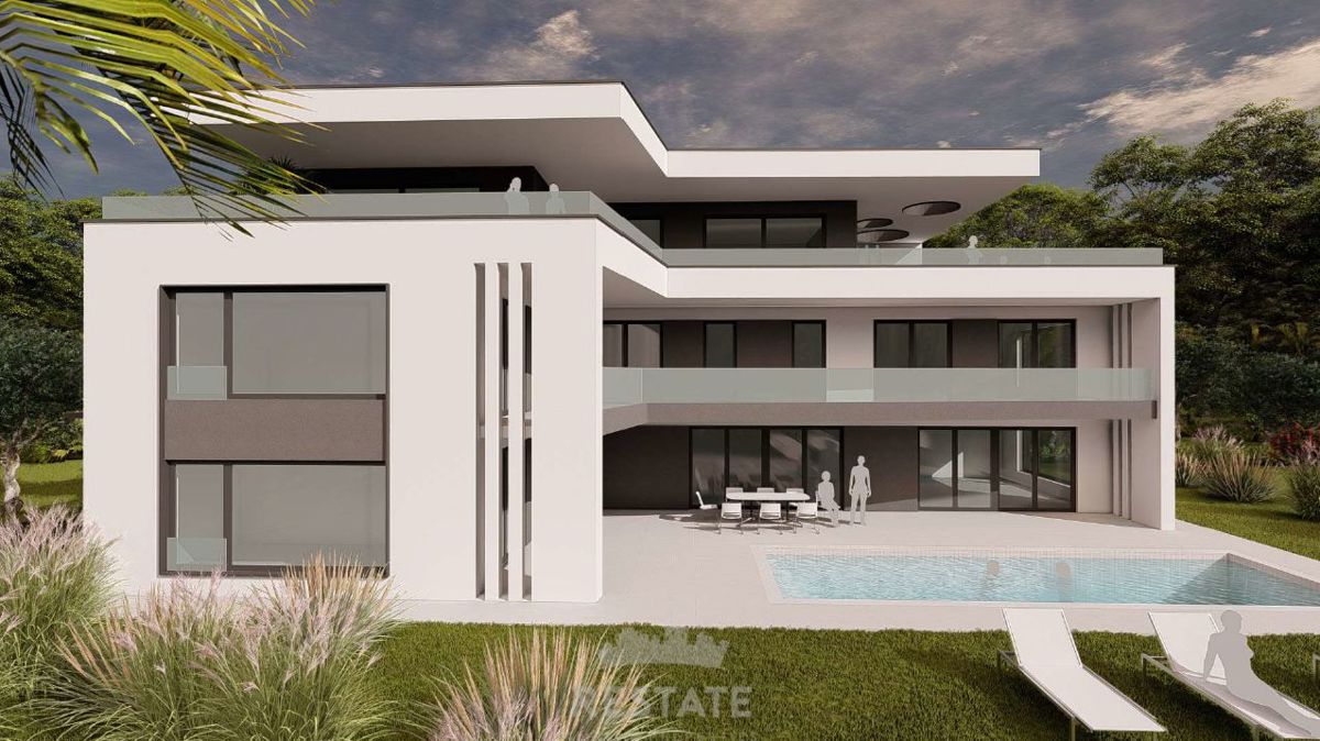 1 km od morja, z gradbenim dovoljenjem in plačanim komunalnim prispevkom za VILO