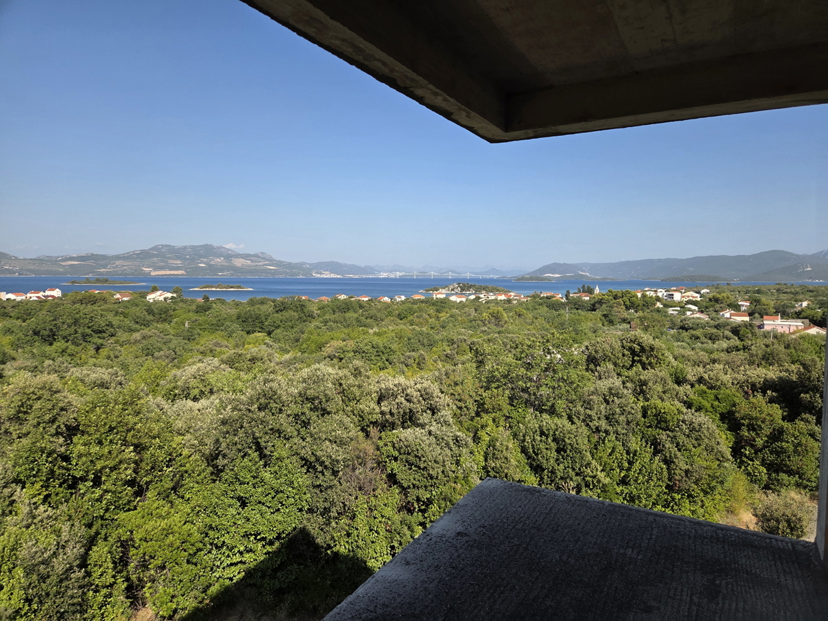Pelješac, za gradnjo 2 hiš, ČUDOVIT pogled na morje