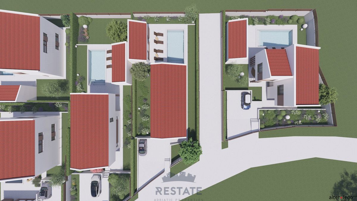 še 3 gradb. parcele - le 8km iz Vodnjana