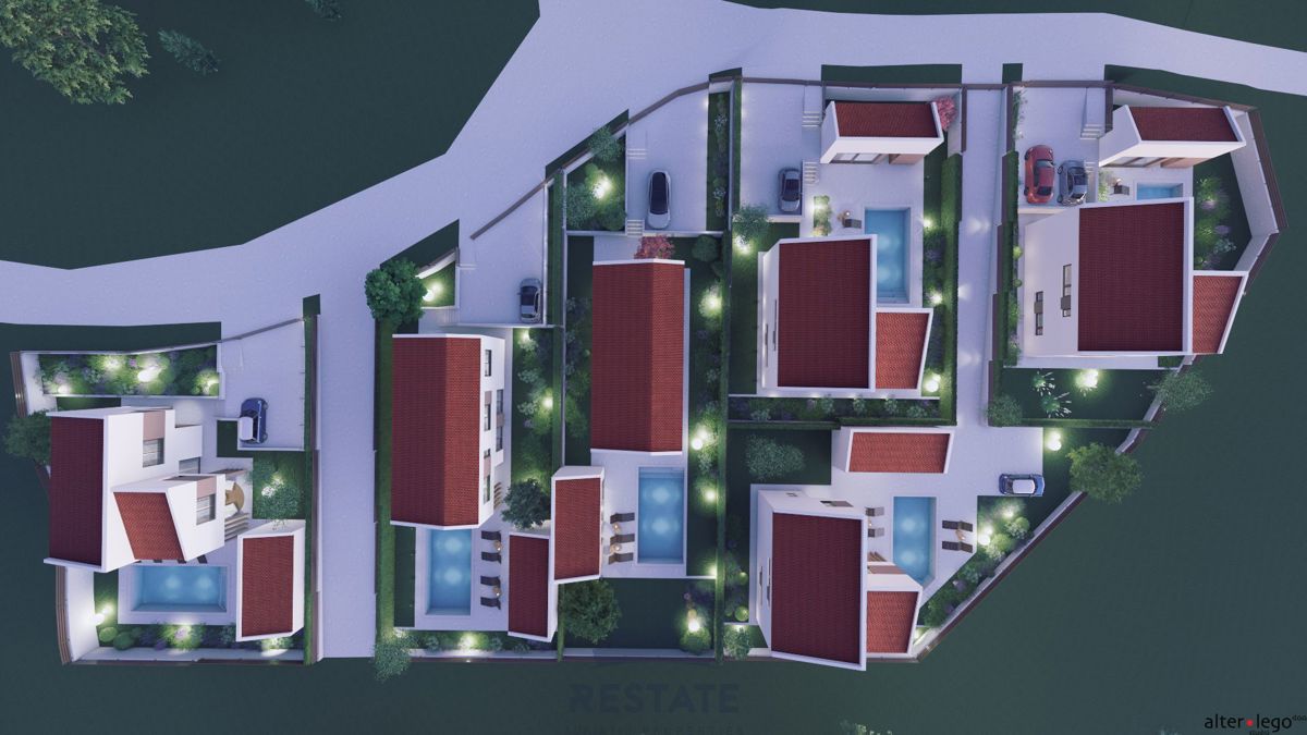 še 3 gradb. parcele - le 8km iz Vodnjana