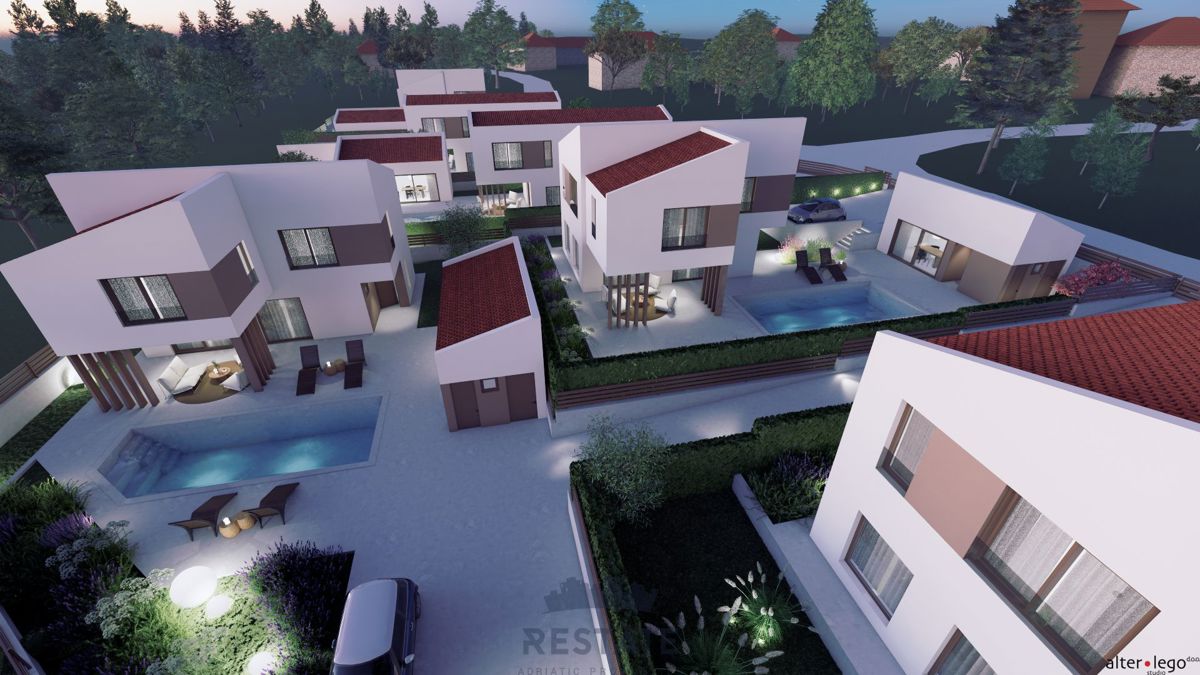 še 3 gradb. parcele - le 8km iz Vodnjana