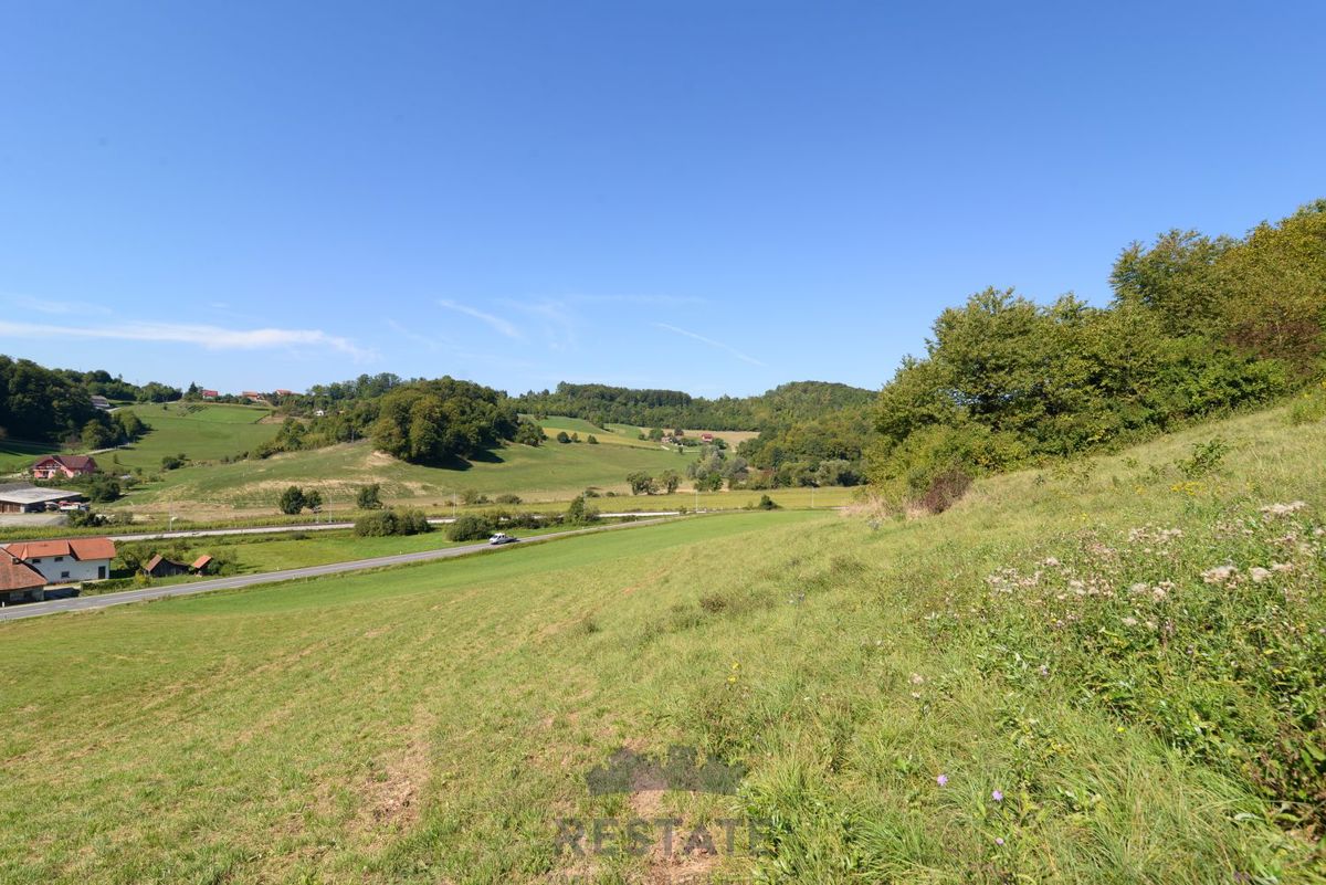 do 3 stavbne parcele