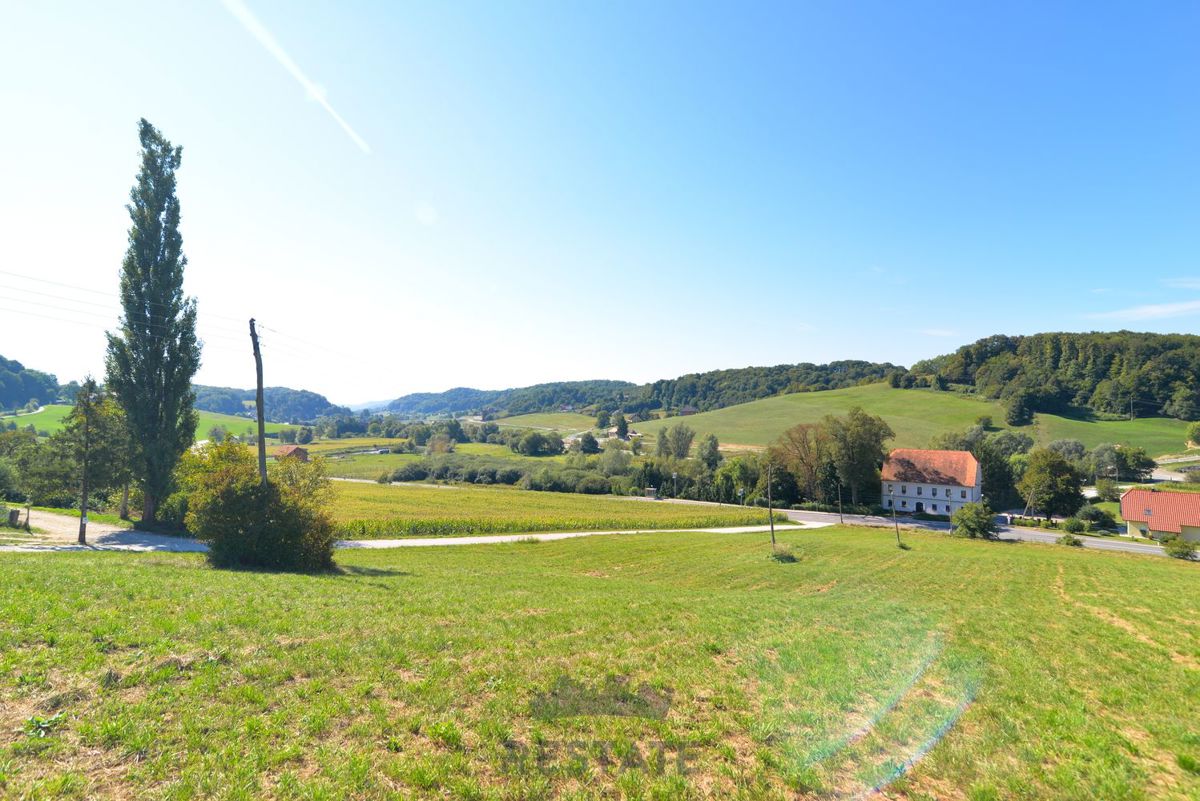 do 3 stavbne parcele