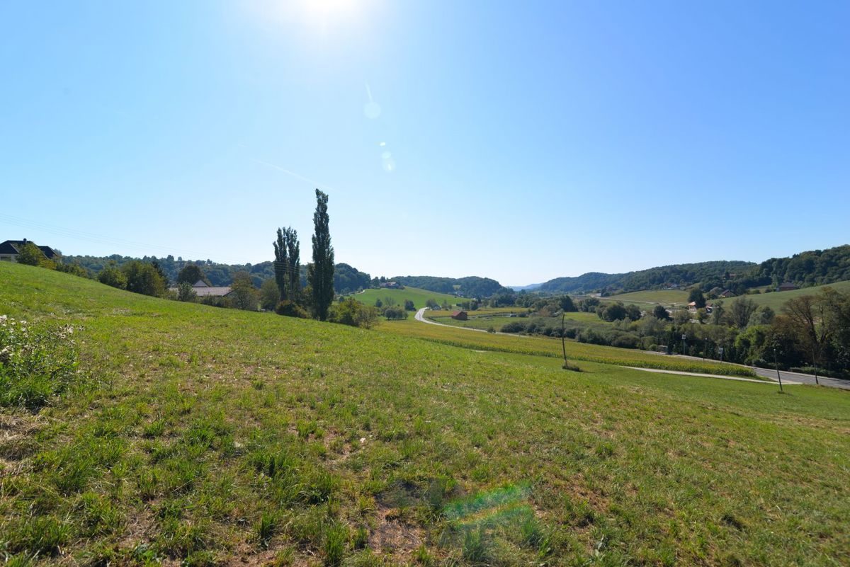 do 3 stavbne parcele