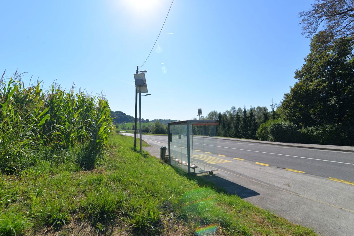 do 3 stavbne parcele