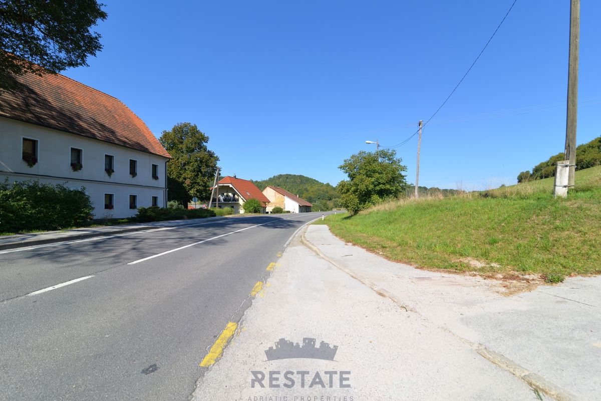 do 3 stavbne parcele