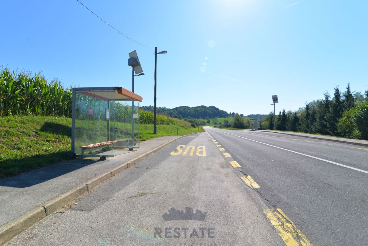 do 3 stavbne parcele