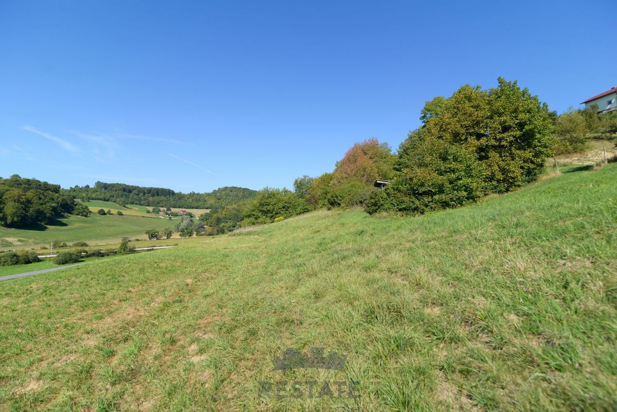 do 3 stavbne parcele